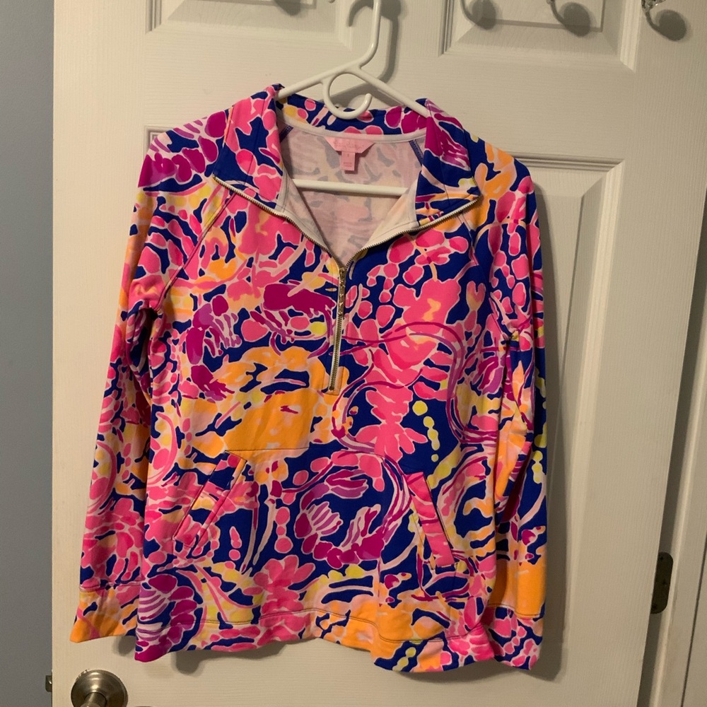 Lilly Pulitzer pullover size S